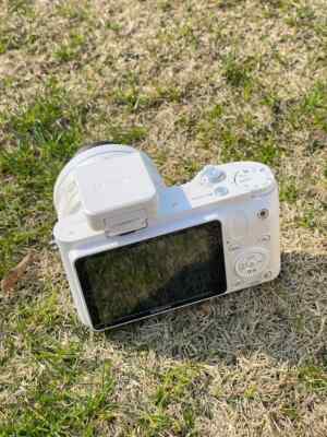 Samsung NX NX1000 20.3MP digital camera with 20-50mm lens-90%NEW
