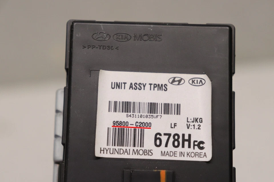 Módulo de monitoreo de presión de neumáticos Hyundai Sonata P105128 2015-2017 95800-C2000 OEM Foto 4 de 4