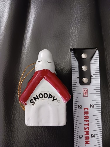 Vintage Snoopy On His Dog House Christmas Ornament/Decor, 1989 - Picture 14 of 14