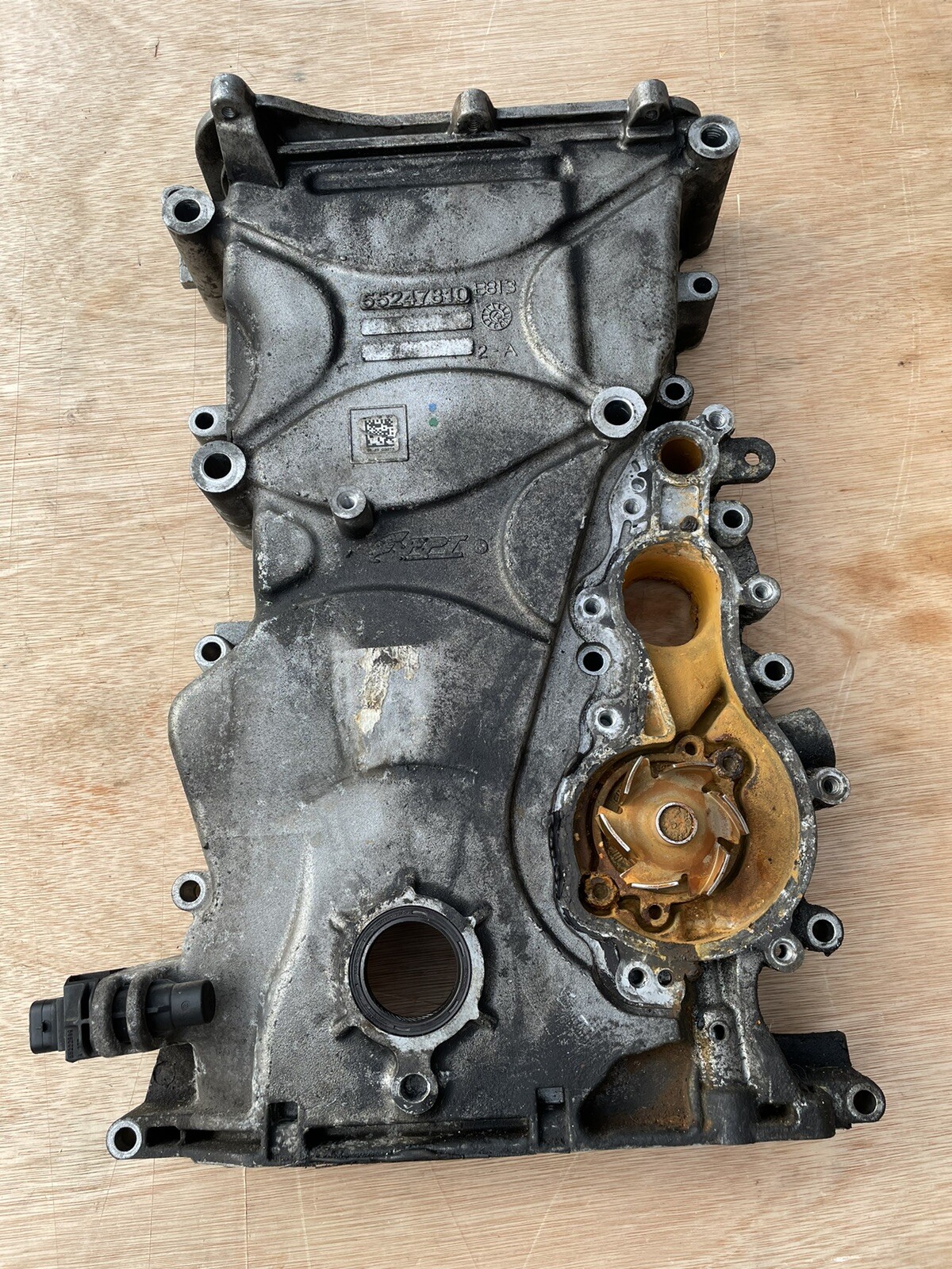 FIAT 500 LOUNGE 0.9 ENGINE 312A2000 072015 TWINAIR TIMING CHAIN COVER