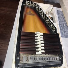 Vintage RBI Rhythm Band ChromAharP Autoharp Zither 15 Chord 36 String Sunburst