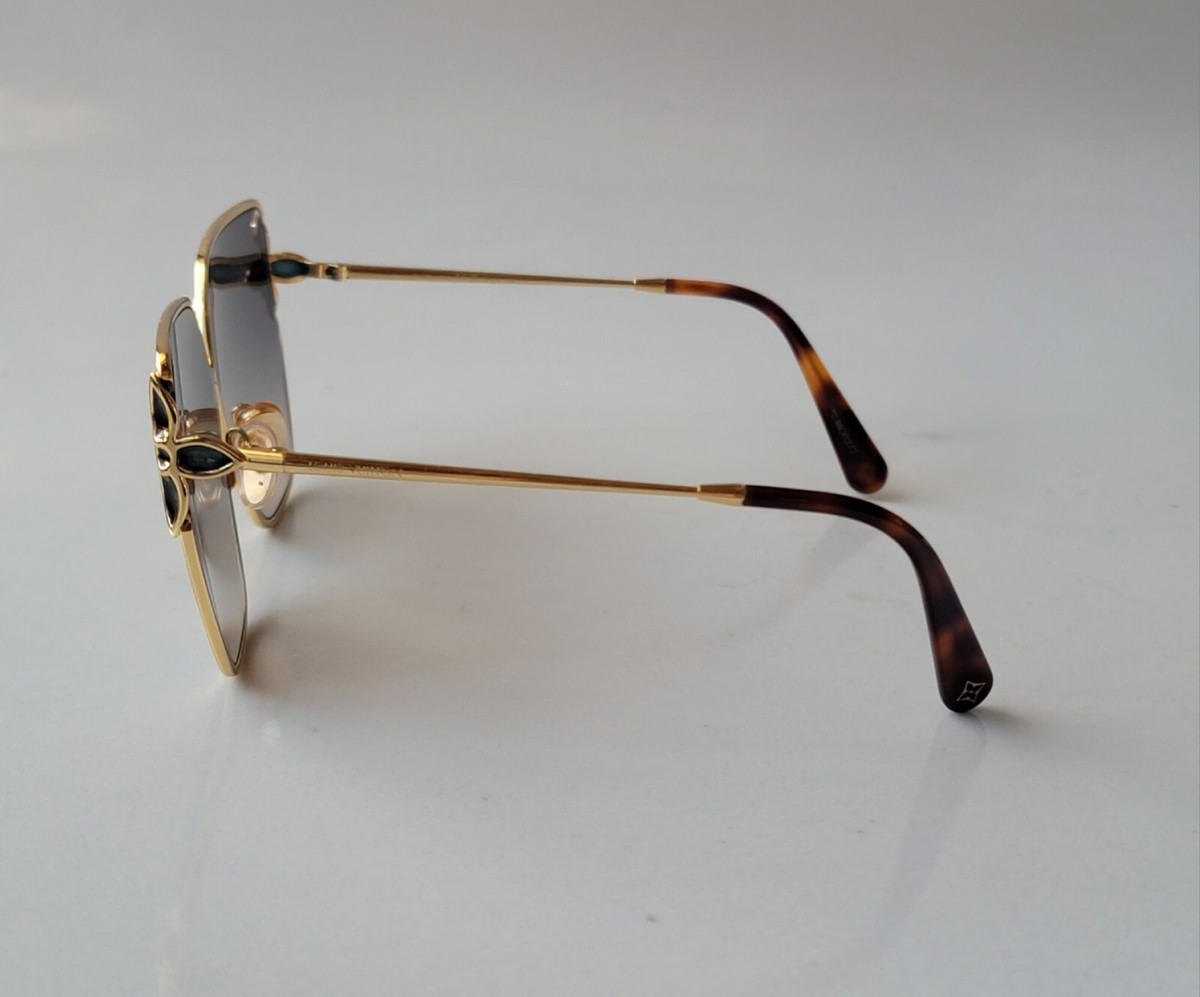 LOUIS VUITTON Sunglasses LV Petal Z1627U Cat Eye Monogram LOUIS VUITTON Sunglasses LV Petal Z1627U Cat Eye Monogram