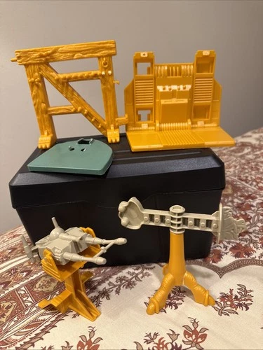 LOT Vintage Castle Grayskull Turret Gun Training Dummy Weapons Rack Floor MOTU