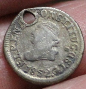 1852 GJ (ECUADOR) 1/4 REAL (QUITO) SILVER (LIBERTY HEAD) SCARCE