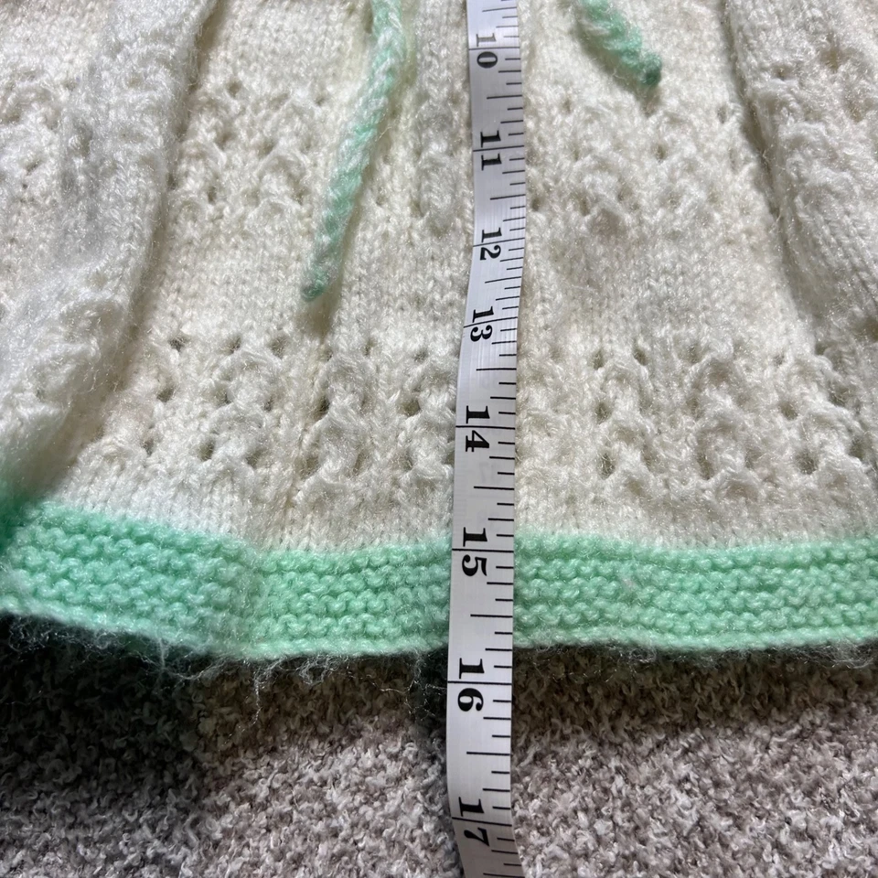 Conjunto de Vestido de Bebé Hecho a Mano De Colección 12-18 M Blanco Tejido Conjunto Gorro Botines Layette Foto 4 de 4