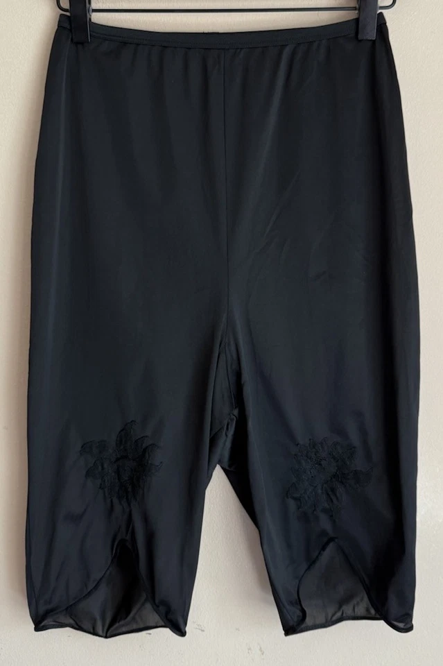 Pettipants Vanity Fair Pettipants de nailon vintage años 60 negro tamaño pequeño borde de encaje Foto 2 de 4