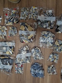 LEGO CREATOR: Assembly Square (10255), bradn new no box and instructions