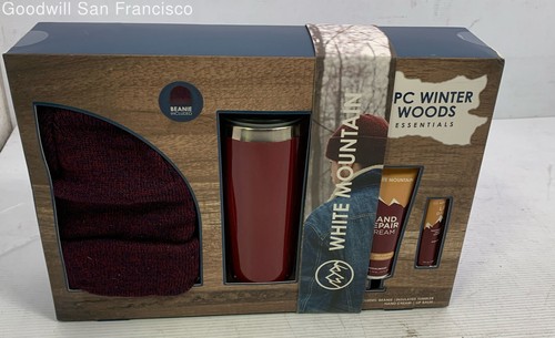 New White Mountain Beanie Tumbler Toiletries PC Winter Woods Essential Gift Pack