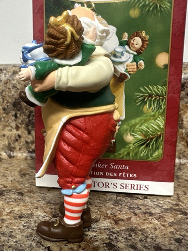 Hallmark Keepsake Ornament Toymaker Santa 2nd In Series Christmas w/ Box 2001 - Picture 4 of 8
