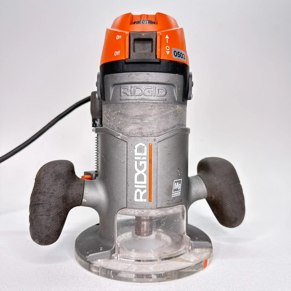 Router base fija Ridgid R22002 2 picos HP 11 amperios con cable R2911 **SOLO PARA REPUESTOS** Foto 2 de 4