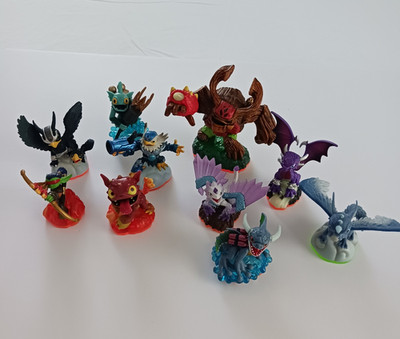Skylanders Mixed Lot of 10 Activision Skylanders Action Figures