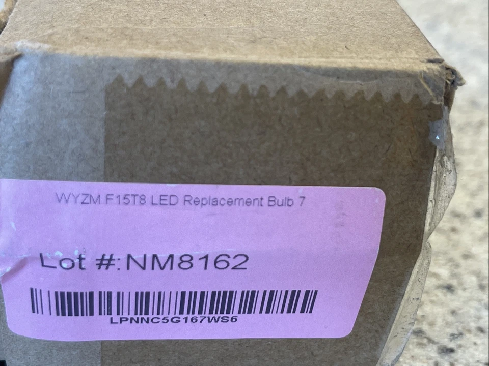 F15T8 Bulb 18 inch 840lm Output 120V 17-3/4" 5000K White 4 Pack - Image 4 of 4