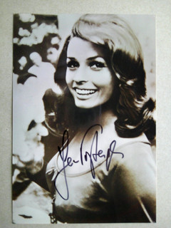 SENTA BERGER original signiert – ca. 13x18cm