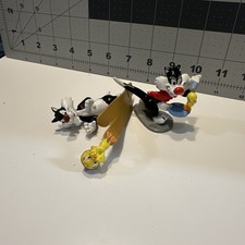 1988/1990 Applause Sylvester Cat Tweety Bird Snow Skiing Figurine Looney Tunes