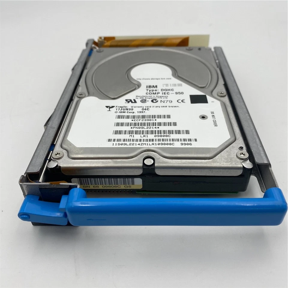 IBM 4.5GB 7.2K DISK SSA160 09L2214 - Image 3 of 4