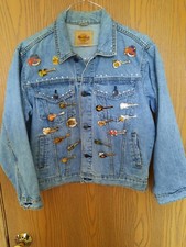 Vintage Hard Rock Cafe Womens Myrtle Beach Denim Jacket With Pins Size 12