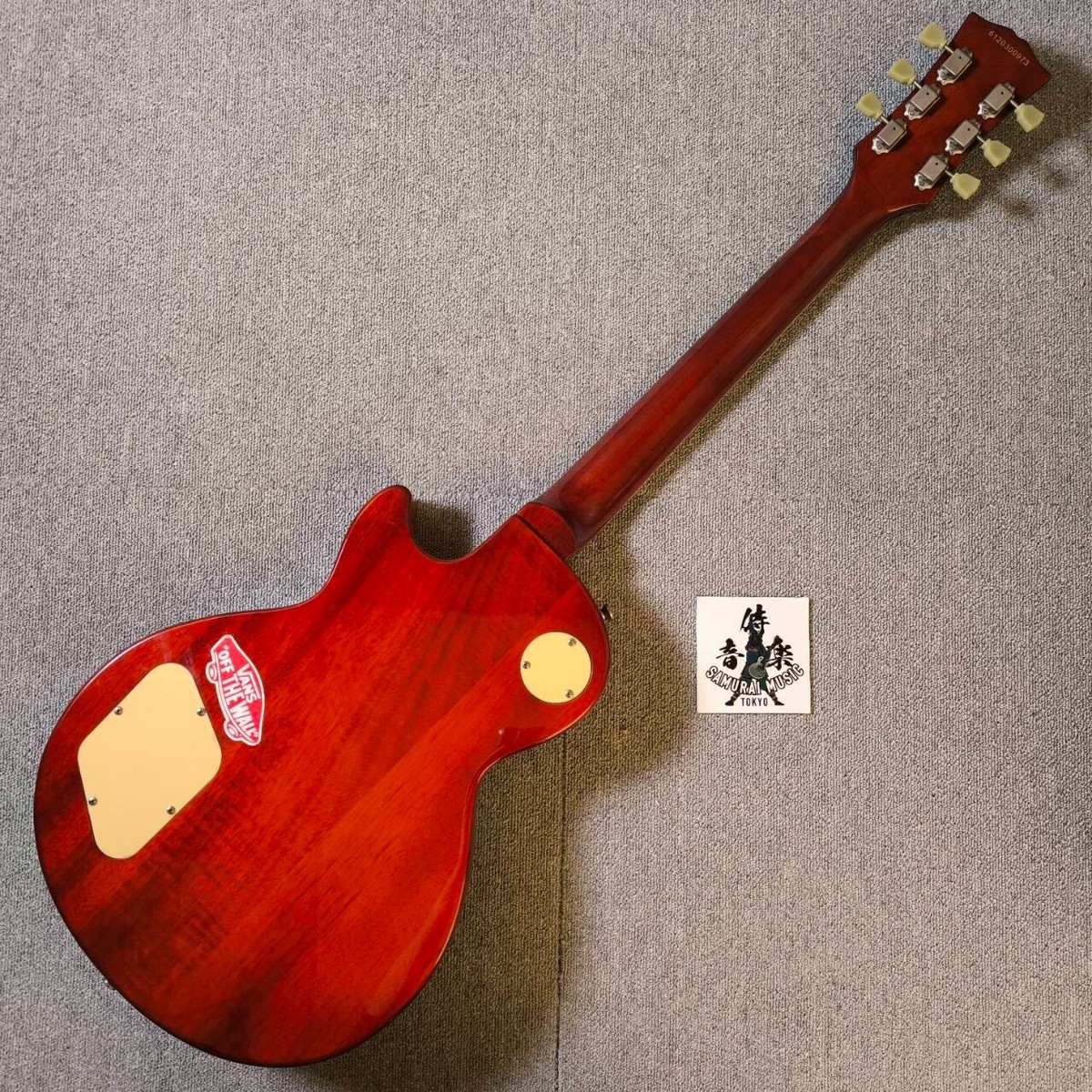 Blitz by Aria Pro II Les Paul Standard Type Cherry Sunburst Blitz by Aria Pro II Les Paul Standard Type Cherry Sunburst