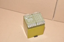 Pilz PNOZ 1 3S/1Ö 475695 Safety Relay