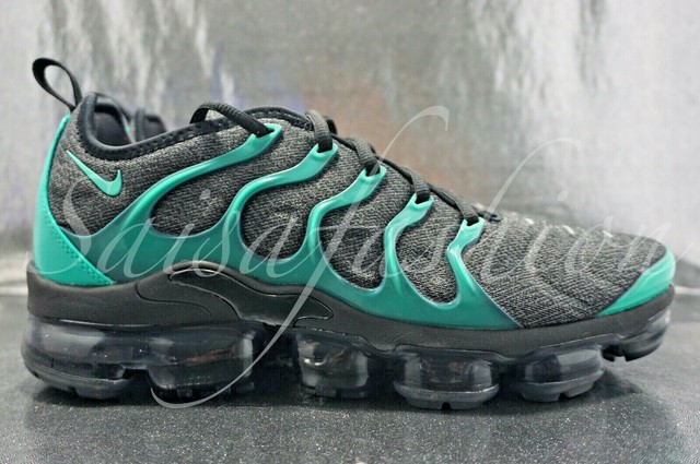 vapormax plus eagles