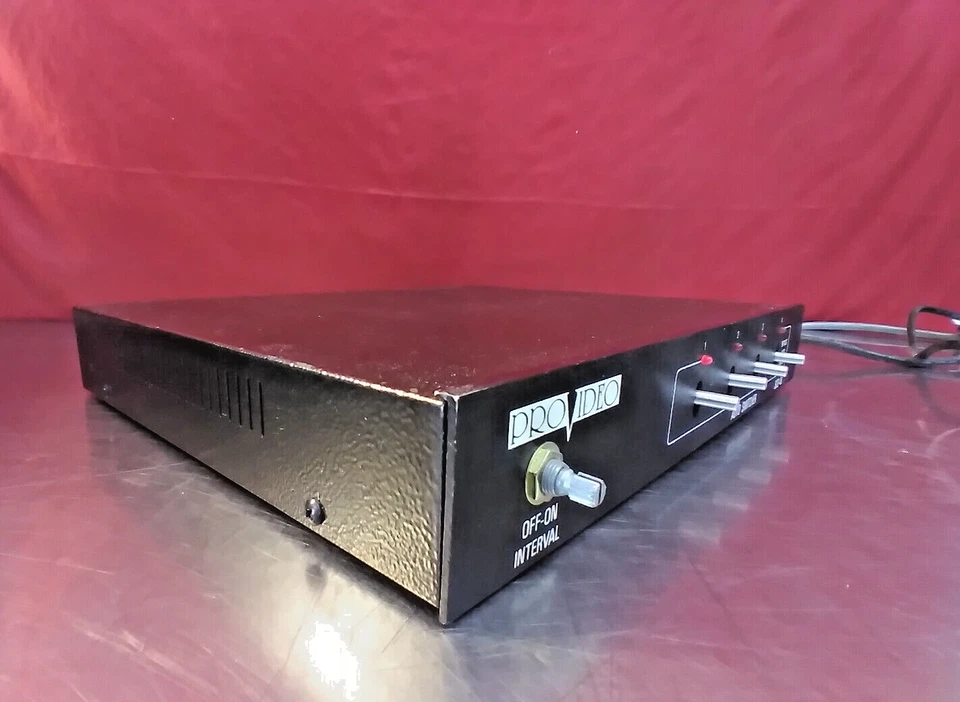 ProVideo SQS-4B, Four Position Sequential Auto Video Switcher, 120 V - Image 2 of 4