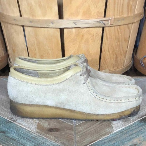 Clarks Wallabee Low Sand Suede Chukka 