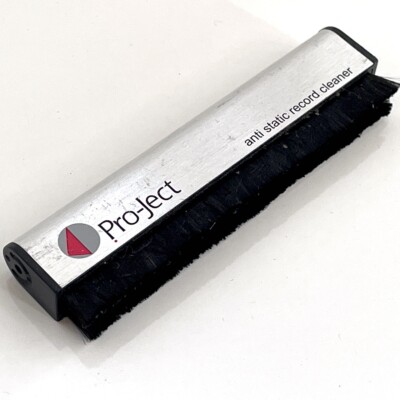 Pro-Ject Audio Brush It - Carbon Fibre Anti-Static Cleaning - for Vinyl Records