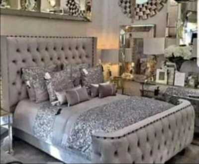 Bespoke Plush Velvet Chesterfield Royal Oxford Curved Wing Bed Frame ...