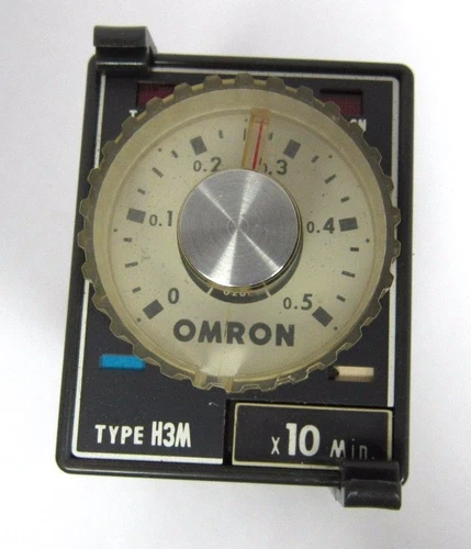 OMRON H3M X10 MIN SERIES A TIMER DELAY CONTACT 3A 250VAC