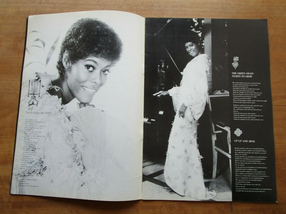 "Dionne Warwicke" Tourbook Japan Tour 1974 Program Booklet - Image 3 of 4