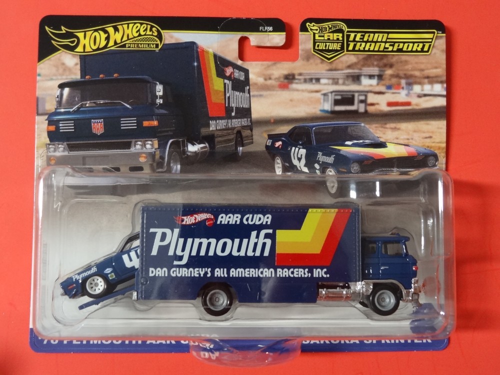 2024 Hot Wheels Team Transport 1970 Plymouth Cuda and Sakura Sprinter Car Culture Set