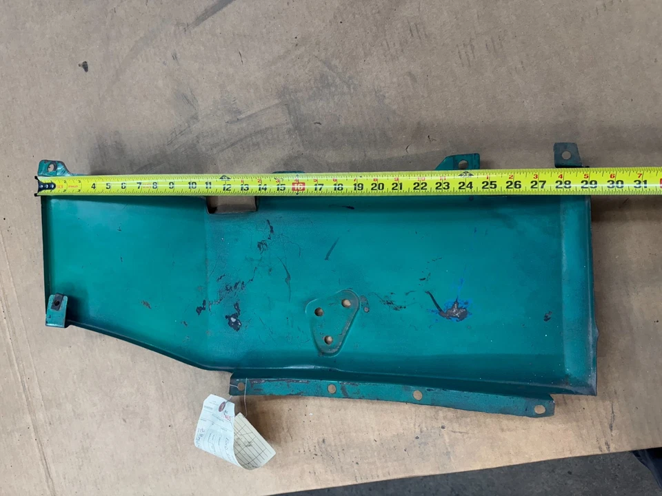 Ford LT 8000 LH Driver Steel Cab Cowl 1976 - 1988 - Image 4 of 4