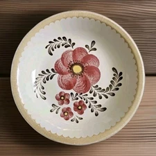 VTG Stoneware Serving Bowl Red Floral Black Leaves Tan Scallop Rim Cottagecore