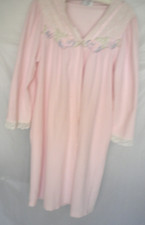 VANITY FAIR PRETTY PINK ROBE SZ XL SNAP DOWN FRONT BELOW KNEES FLEECE Box04