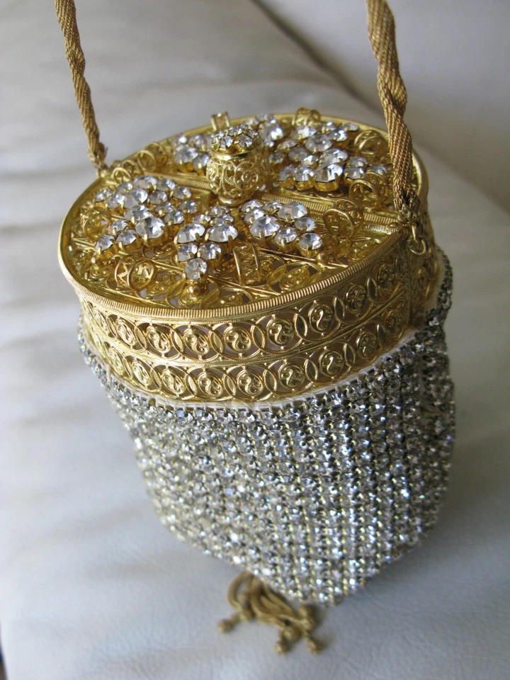 Vintage Gold Filigree Frame GERMANY WALBORG CRYSTAL Hand Made Rhinestone Purse - Image 3 of 4