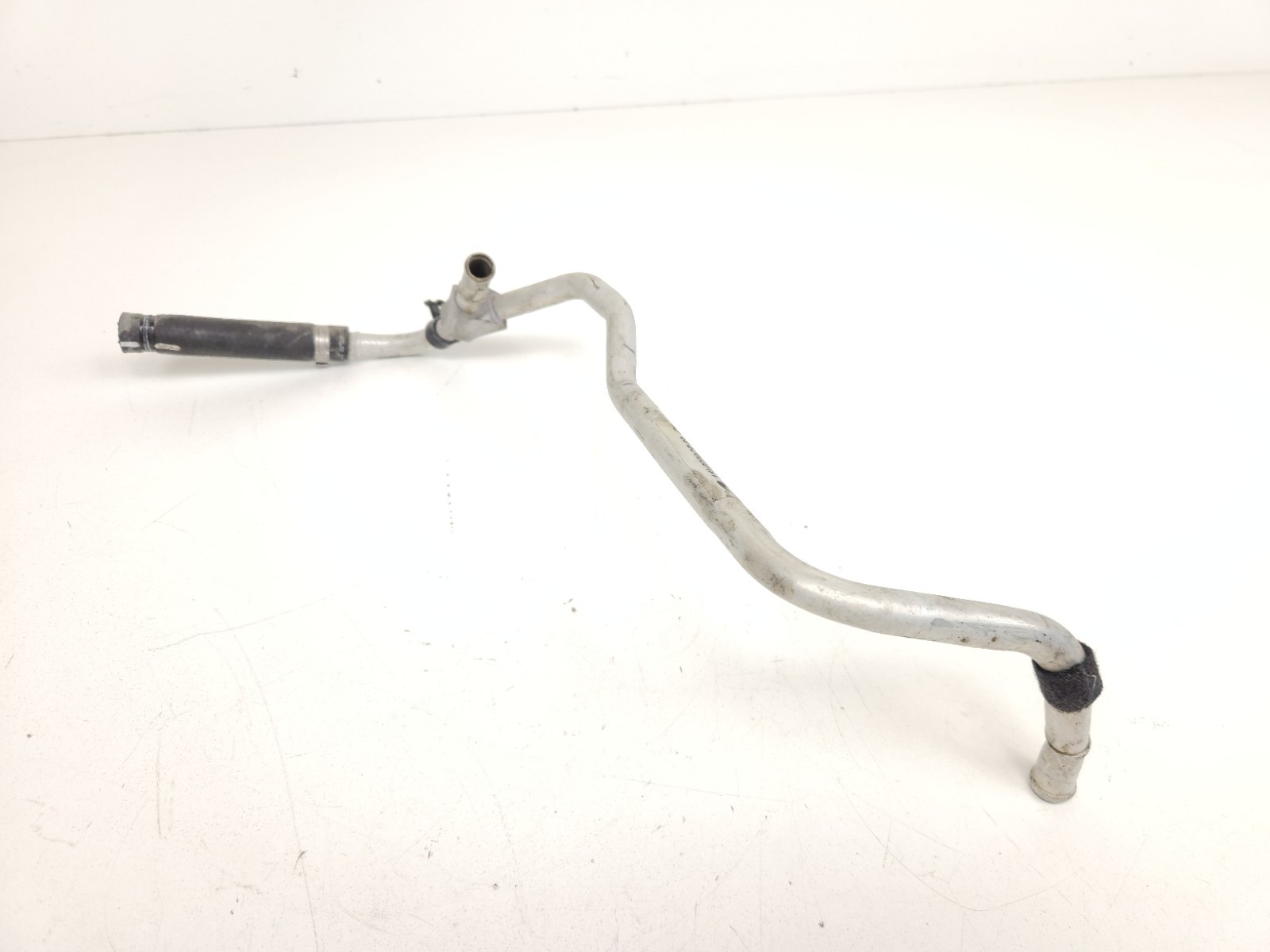 2012-2014 MCLAREN MP4-12C 650S FRONT LEFT LH WATER PIPE HOSE OEM 11L0209CP