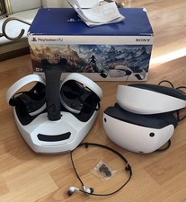 Sony PlayStation VR2 Headset Virtual Reality Gaming / PS VR2 with Charging Stand