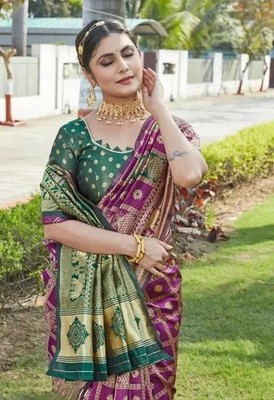 Green & Magenta Pure Silk Saree | Bridal Wedding Party Wear Sari