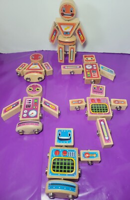 Lakeshore Snap-Bots Create Robots 30 Piece Lot Wooden Builders TOY SNAP BOTS