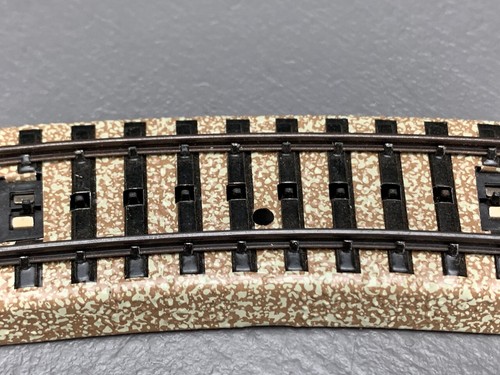 HO Märklin Metal Curve Section M Track 5101 1/2 R1 Sold By Piece HO1883 - Picture 3 of 5