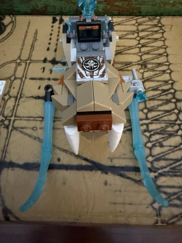 LEGO LEGENDS OF CHIMA: Strainor's Saber Cycle (70220) Sin figuras Foto 2 de 4