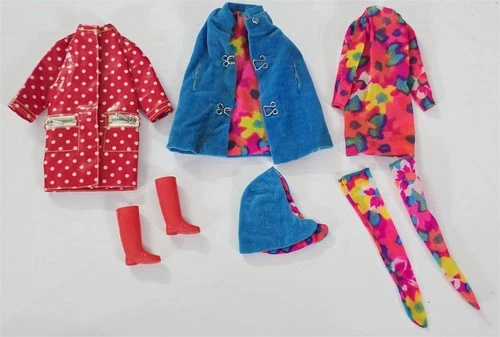 X-850 VINTAGE 1960'S MATTEL BARBIE FRANCIE DOLL TAGGED CLOTHING