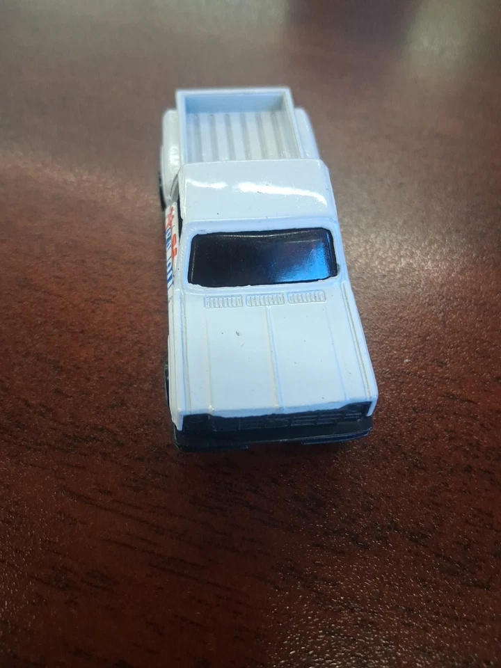 1981 年通用/Kidco 雪佛兰 C-10 步侧强盗皮卡车 1: 64 香港 — 第 2/4 张图片