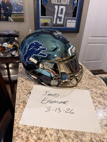 Barry Sanders Signed Detroit Lions Speedflex Chrome Helmet JSA Authenticated