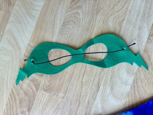 Custom Superhero🦸 “B”⚡️Cape and Mask Set Kids Costume Cosplay 27” Blue/Green - Picture 4 of 6