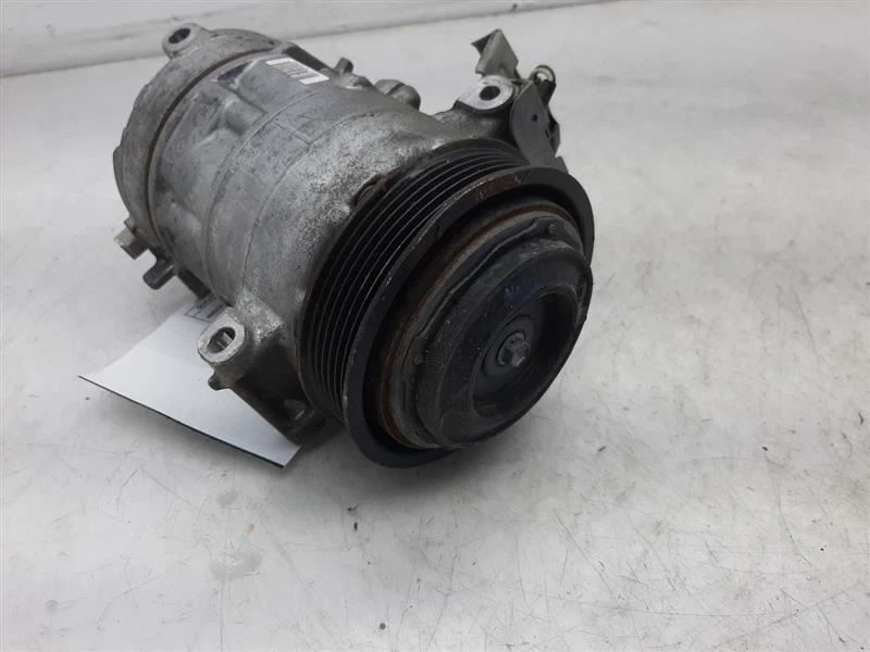 Compresor de aire acondicionado ID motor ED8 Pzev 14-16 Dodge Dart 68193950AA Foto 4 de 4
