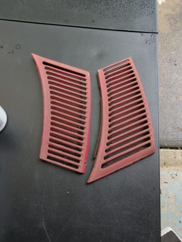 72-89 Mercedes 280SL 450SL 380SL 560SL R107 OEM Left Hood Air Vent 1081