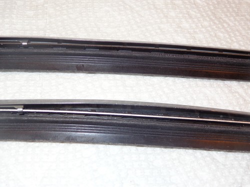 1967 Corvette ‘Early Assembly Line’ .. Wiper Blade Holders ‘Peaked’ .. # 3908118 - Picture 19 of 24