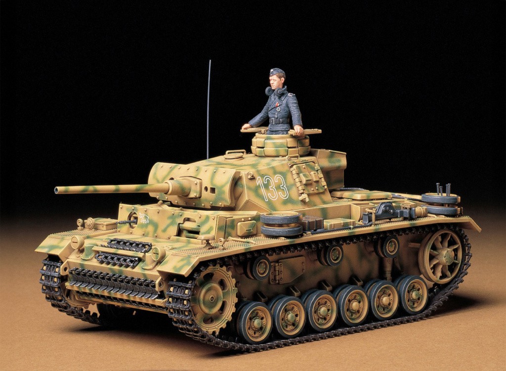 Tamiya Model Kit 1/35 German Pz.Kpfw. III Ausf.L Tank Model Kit Toys 35215