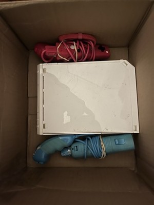 Broken Wii Console With 2 Sticky Controllers 