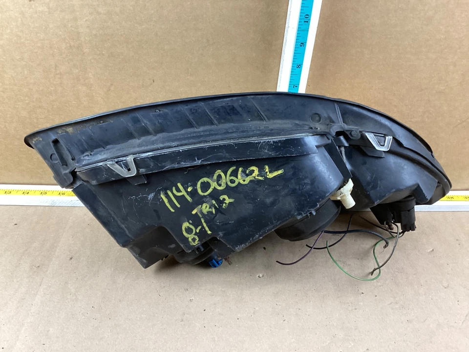 2001-2005 Chrysler PT Cruiser Driver Left Side Headlight 114-00662L OEM - Image 4 of 4